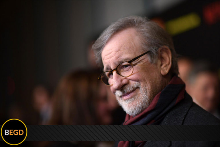 Steven Spielberg niega permiso a Carl Jr. de llamar una hamburguesa con su nombre