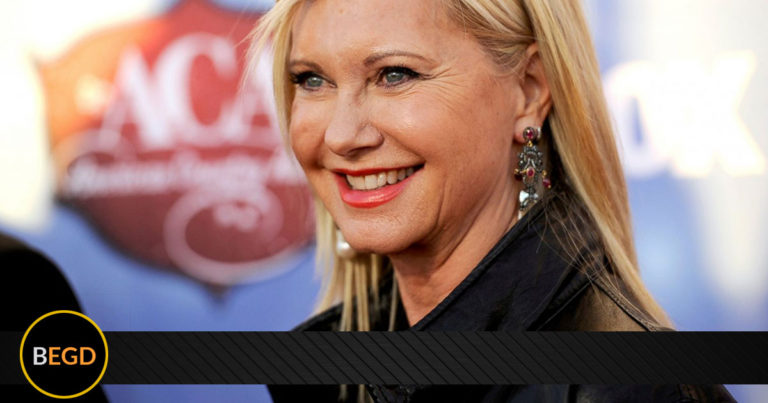 Olivia Newton-John desmiente en Facebook que le queden semanas de vida